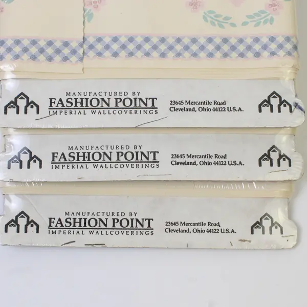 Trimz Set of 3 Teddy Bears & Hearts Wallpaper Border Rolls New Nursery