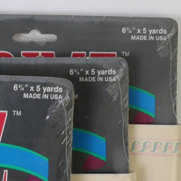 Trimz Set of 3 Teddy Bears & Hearts Wallpaper Border Rolls New Nursery