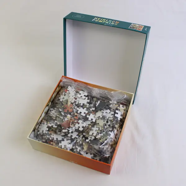 Heirloom Pumpkins 1000 Piece Jigsaw Puzzle #M021822G, Complete 