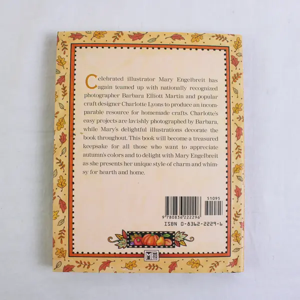 Mary Engelbreit's Autumn Craft Book 1996 Hardcover Dust Jacket Good Condition