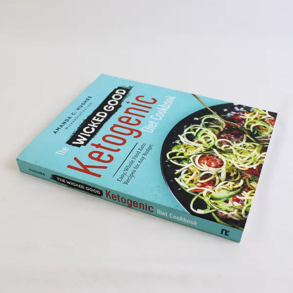 The Wicked Good Ketogenic Diet Cookbook Amanda C Hughes 2016 PB Very Good