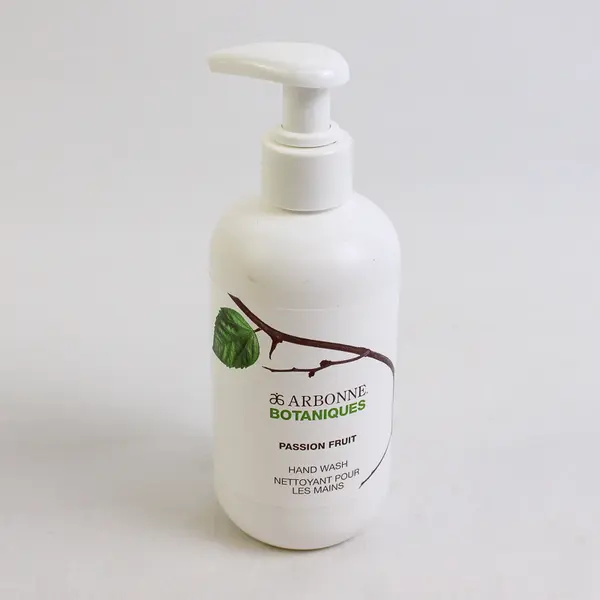 NEW Arbonne Botaniques Passion Fruit Hand Wash 8 fl oz 