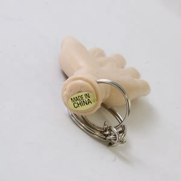 Vintage Flexible Bendable Fingers Hand Keychain - Gag Gift - 3"x1.8"