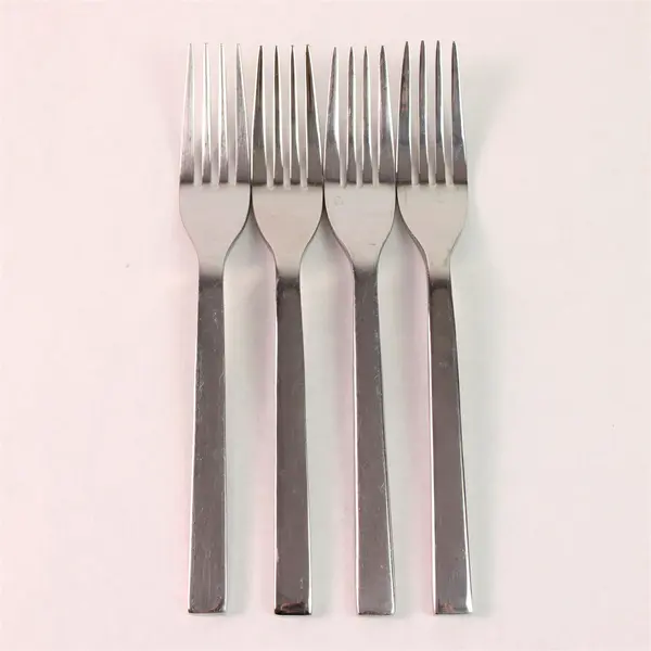 Lot of 4 Oneida Silver Chef's Table Pattern 18/0 SS Dinner Forks 8" Good