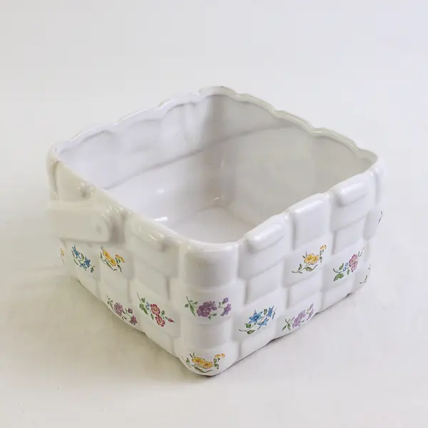 A Teleflora Flora Gift Ceramic White Woven Basket Square Decorative Vase 3.75"