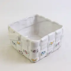 A Teleflora Flora Gift Ceramic White Woven Basket Square Decorative Vase 3.75"