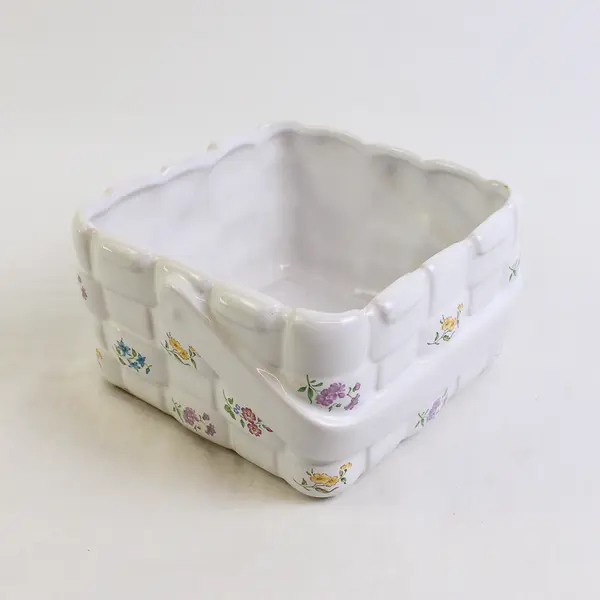 A Teleflora Flora Gift Ceramic White Woven Basket Square Decorative Vase 3.75"
