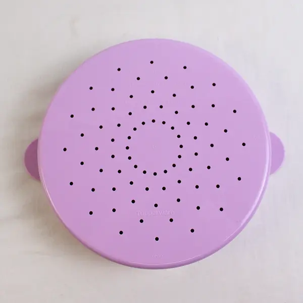 Tupperware Purple Plastic 2 Of 3 Piece Set Of Round Microwave Steamer