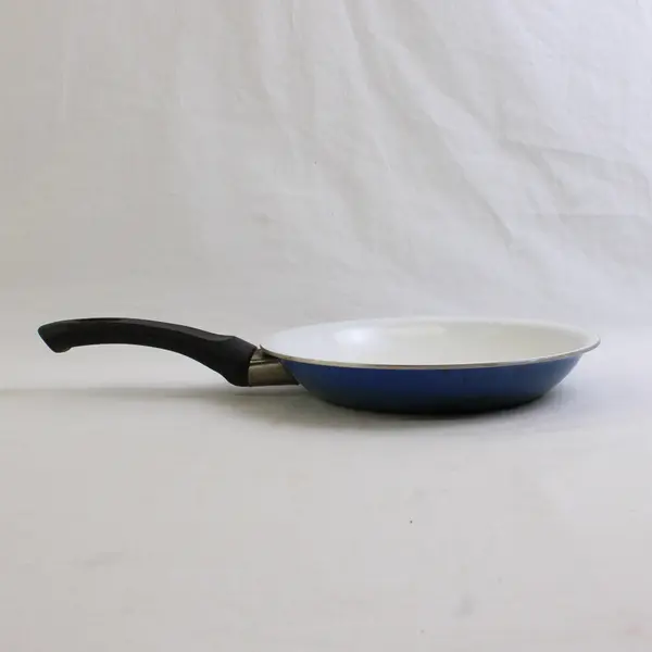 Unbranded White/Blue Small Fry Pan With Handle 14.5" Long 8.75" Wide Kitchenware