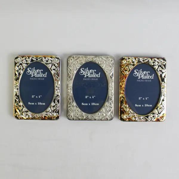 Lot Of 3 Unbranded Matching Silver Plated Oval 3" x 4" Photo Frames