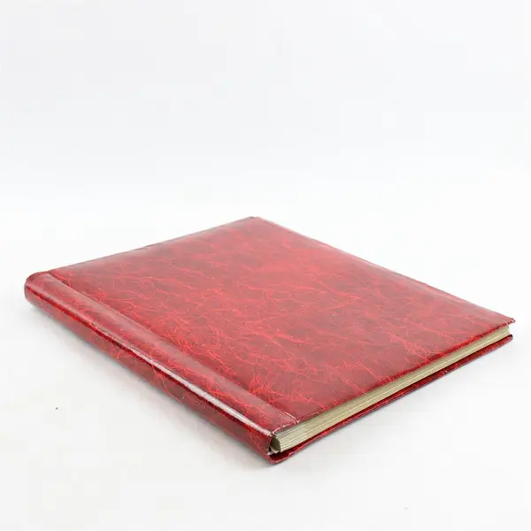 Vintage Red Spiral Bound Photo Album/Scrapbook 20 NON ADHESIVE PAGES 1960-70s