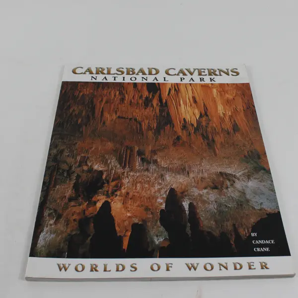 Carlsbad Caverns National Park: Worlds of Wonder PB Book 2000