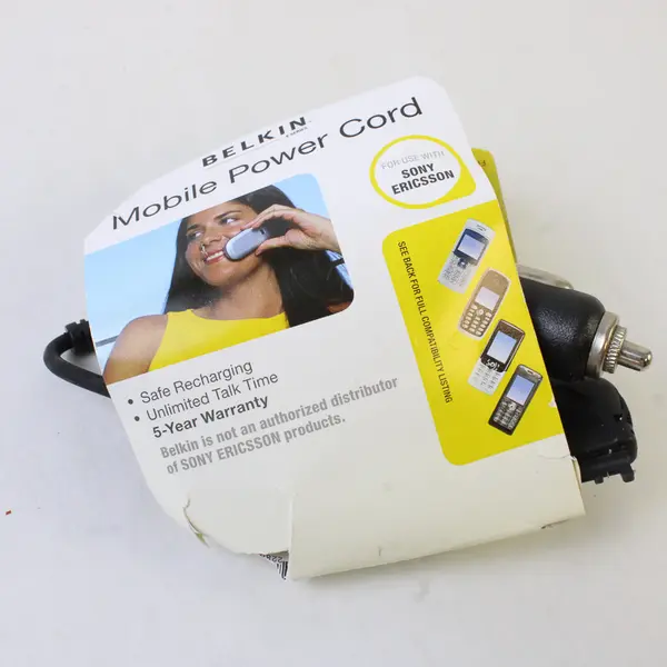 Belkin Mobile Power Cord Charger Cable for Sony Ericsson - Open Box