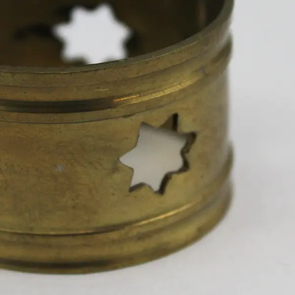 Set of 4 Brass Napkin Rings With Pierced Stars 1.75 Inch Diameter