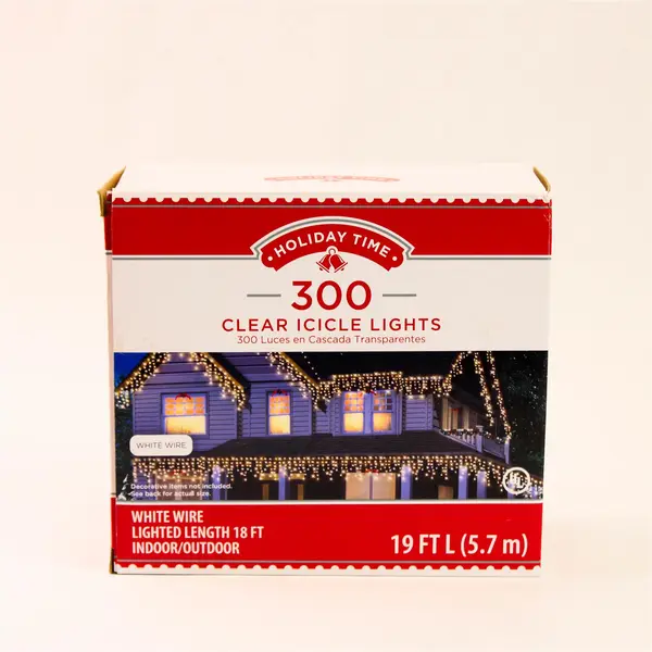 Walmart Holiday Time 300 Count Clear White Wire Icicle String Lights 18'