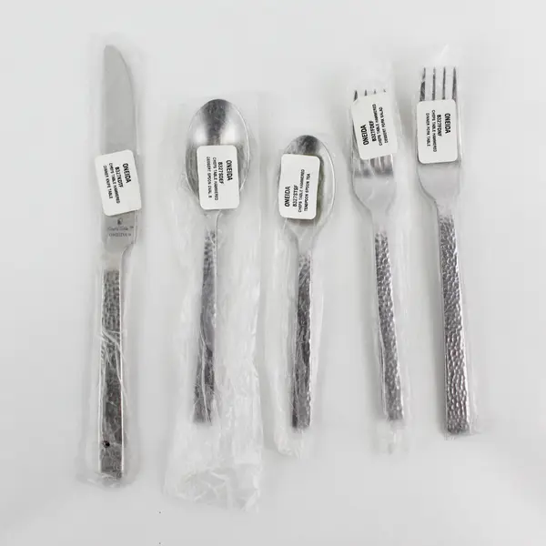 Oneida Silver Chef's Table Hammered Pattern Stainless 5-Piece Place Setting New