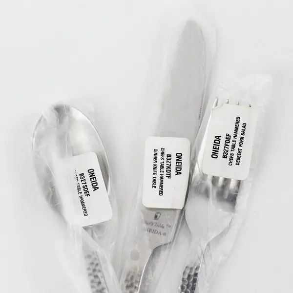 Oneida Silver Chef's Table Hammered Pattern Stainless 5-Piece Place Setting New