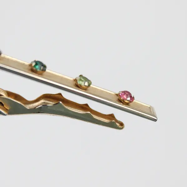 Vtg Jewelmont 1/20 12K GF Tie Bar Clasp w/ 4 Multicolor Rhinestones Set Into Bar