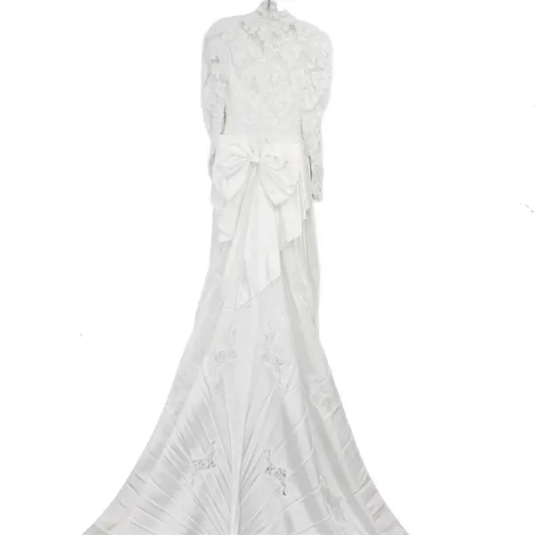 Vintage 1980's Women's 8 White Beaded Lace Long Sleeve Wedding Dress w/Hat& Veil