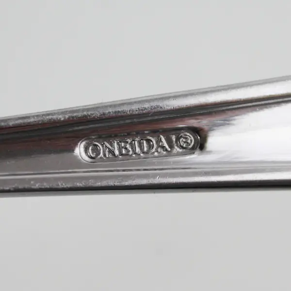 Oneida Silver Butler Pattern Stainless Dinner Fork 8" Good Condition