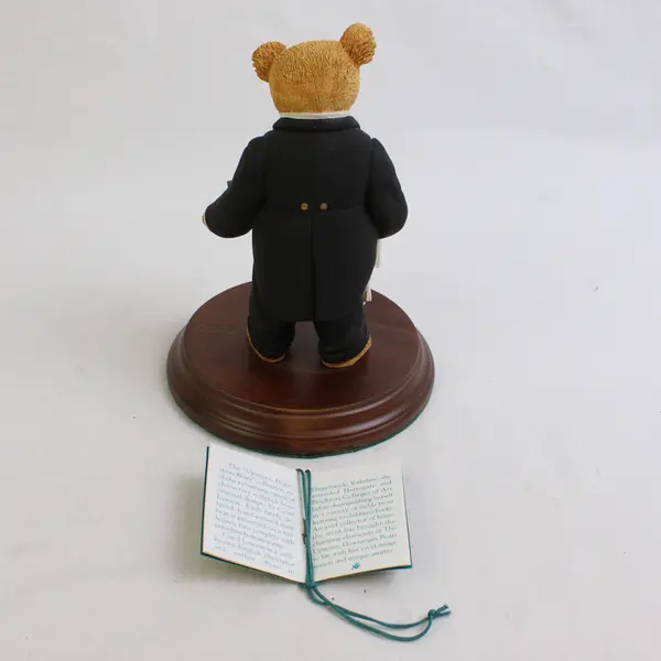 Dept 56 Inc The Upstairs Downstairs Bears "Winston" The Footman & Valet Figurine