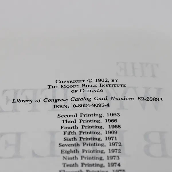 Vintage Hardcover The Wycliffe Bible Commentary 1979 From Moody Press