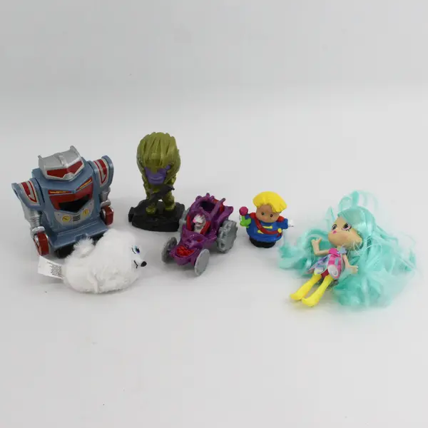 Lot of 6 Used Action Figures - Pre-Owned Collectible