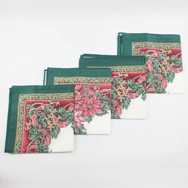 Lot Of 4 Unbranded Green/Red/White Poinsettia Pattern Square Placemats 17" x 17"
