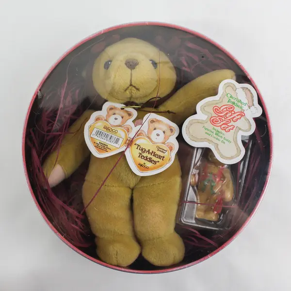 1999 Cherished Teddies Tug-A-Heart Reindeer Teddy  Gift Set Sealed Tin