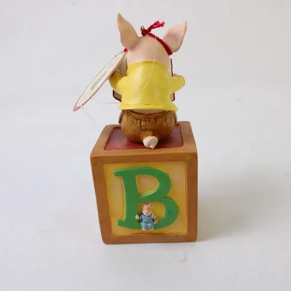 Department 56 Inc Toot & Puddle Reading Pig On ABC Block Hanging Ornament 4.25"
