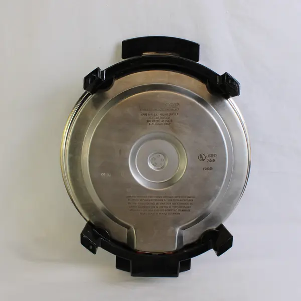 Kitchenware By West Bend Liquid Core Stainless Steel Electric Skillet E23049