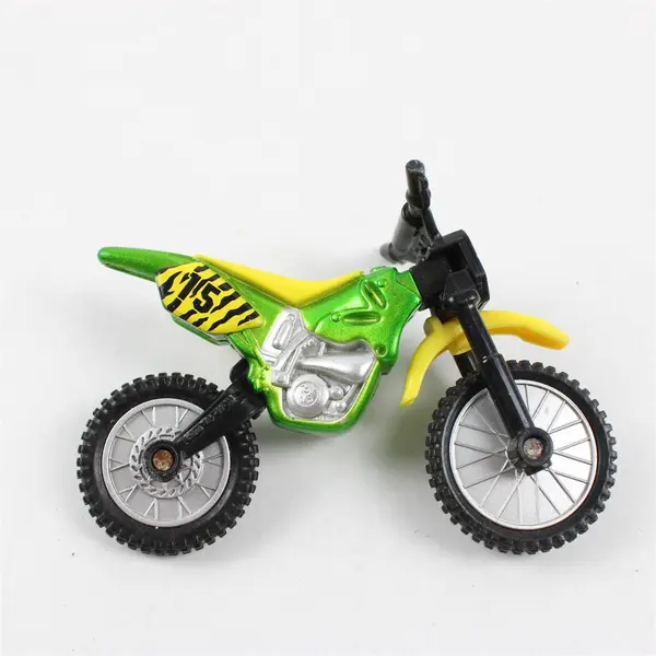 Lot of 7 Toy Cars & Action Figures