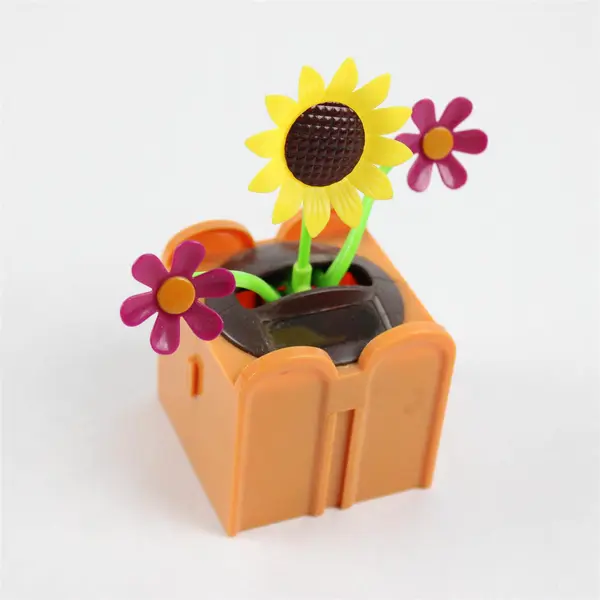 Lot of 6 Small Mixed Toys Action Figures Collectible