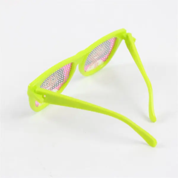 Lot of 6 Small Mixed Toys Action Figures Collectible