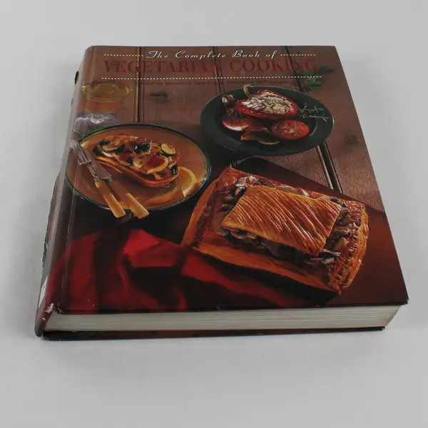 Vintage The Complete Book of Vegetarian Cooking 1998 HC From Thunder Bay Press