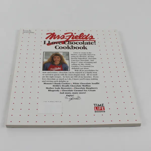 VTG Mrs Fields I Love Chocolate! Cookbook by Debbi Fields 1994 Paperback Good