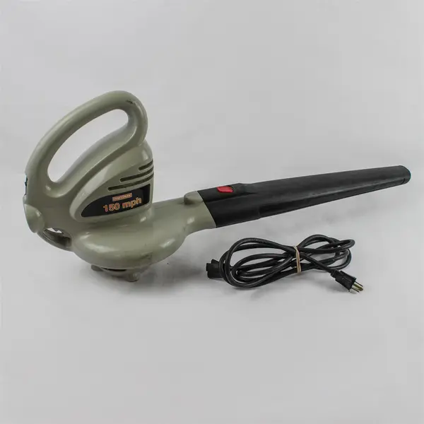 Craftsman Electric Leaf Blower 150 mph/7.5 amp 120 Volts Model 358-748200