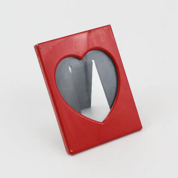 Lot of 4 Vintage Small Red Metal Heart Picture Frames - 1.9"Wx2.5"L