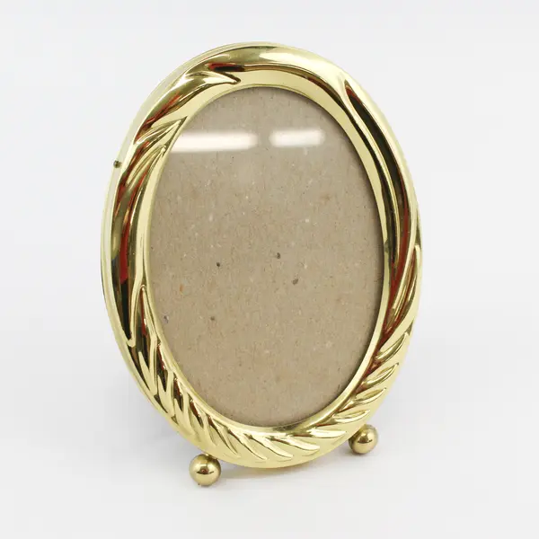 Vintage Oval Brass Picture Frame w/ Feet - Mid Century Hollywood Regency 4"x5.5"