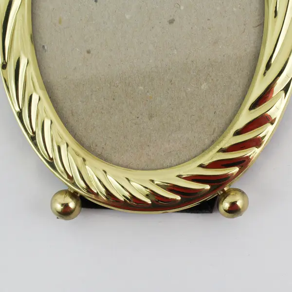 Vintage Oval Brass Picture Frame w/ Feet - Mid Century Hollywood Regency 4"x5.5"