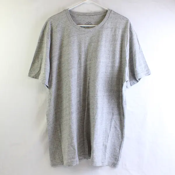 St. Johns Bay Men T Shirt  XL Short Sleeve Heather Gray Cotton Blend