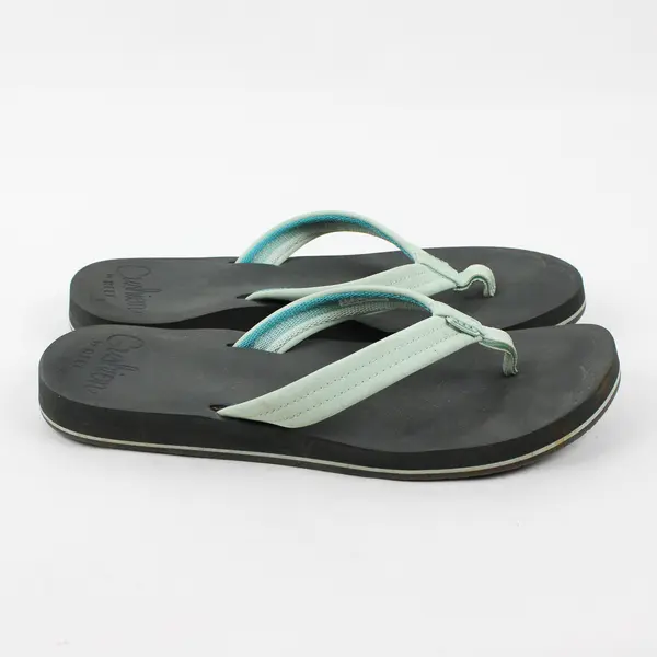 Cushion By Reef Gray/Blue Color Flip Flops/Sandals Women's Size 10