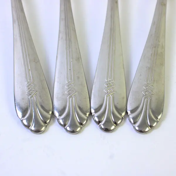 Set of 4 Oneida Tempo Design Deluxe Stainless Oval Soup Spoons 7.25"