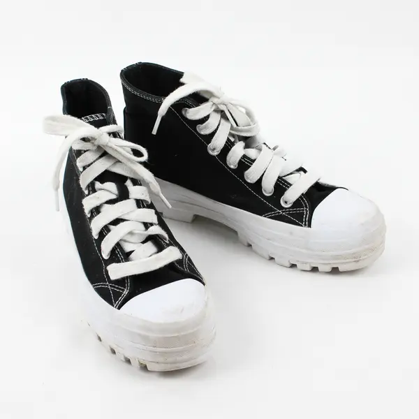 No Boundaries (NoBo) Black/White Lace Up High Top Platform Shoes Women's Size 7