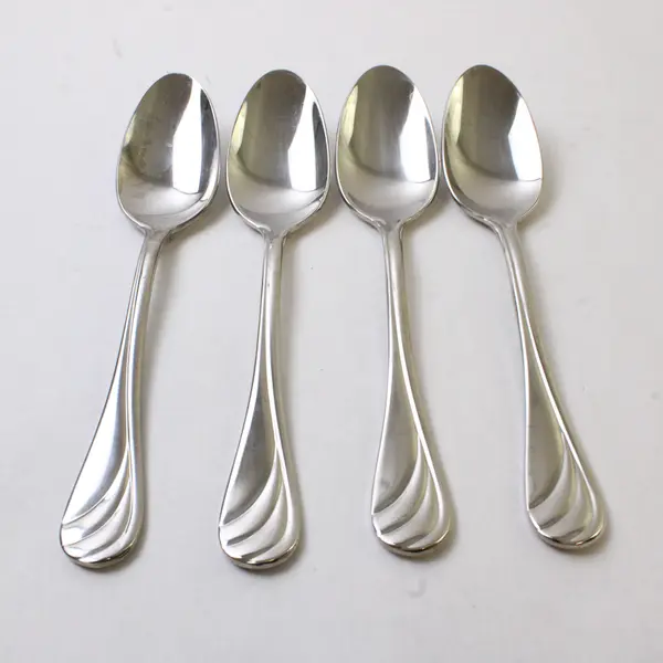 Set of 4 Oneida Torino Stainless Place/Oval Soup Spoons
