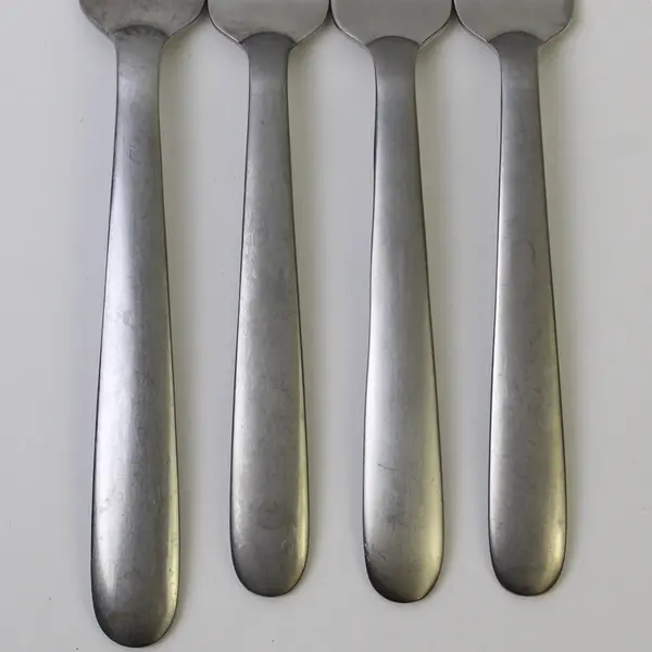 Lot of 4 Oneida Zone Stainless 3 Salad Forks & A Dinner Fork