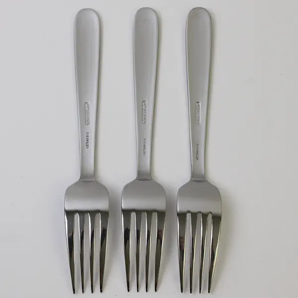 Set of 3 Oneida Zone Stainless Salad Forks