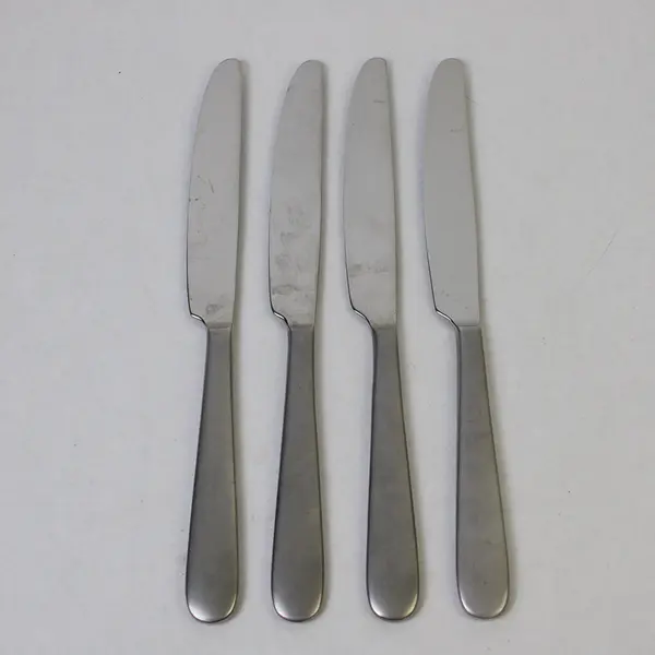 Set of 4 Oneida Zone Stainless French Solid Knives
