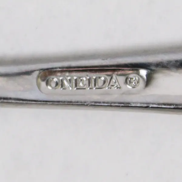 Lot of 3 Oneida Tibet Stainless 2 Teaspoons & Flat Handle Butter Knife