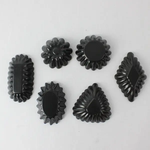 Set Of 36 Roshco Bakers Advantage Mini Fluted Cake Pans Steel Non-Stick Bakeware
